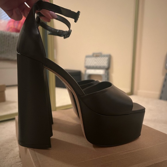 SCHUTZ Black Leather Platform Sandals - Picture 1 of 7